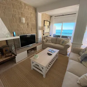 Casa 24 Roda de Berà (Roda de Bará)